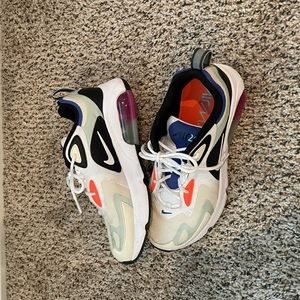 Nike Air 200